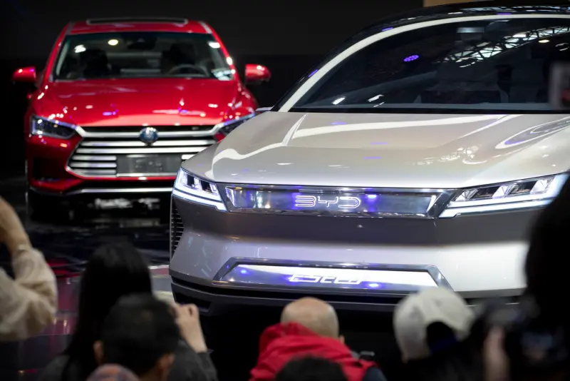 中國明年電動車過剩產能約2千萬輛！特斯拉中國銷量去年竟落第四