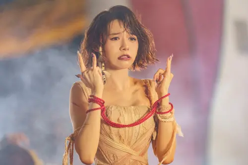 「真人娜美」狂喊他BB!林明禎《飯戲》經歷3次婚禮嚇壞:像打仗