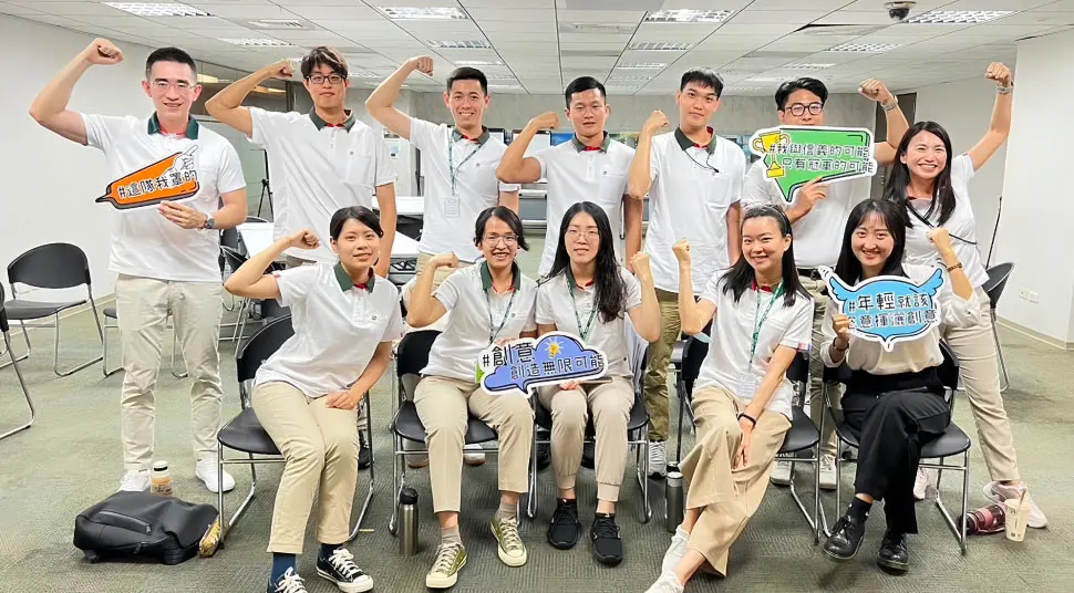 ▲房仲龍頭信義房屋幕僚儲備幹部計畫，提供保障年薪百萬、海外輪調機會，不限科系背景皆可報名。（圖／資料照片）