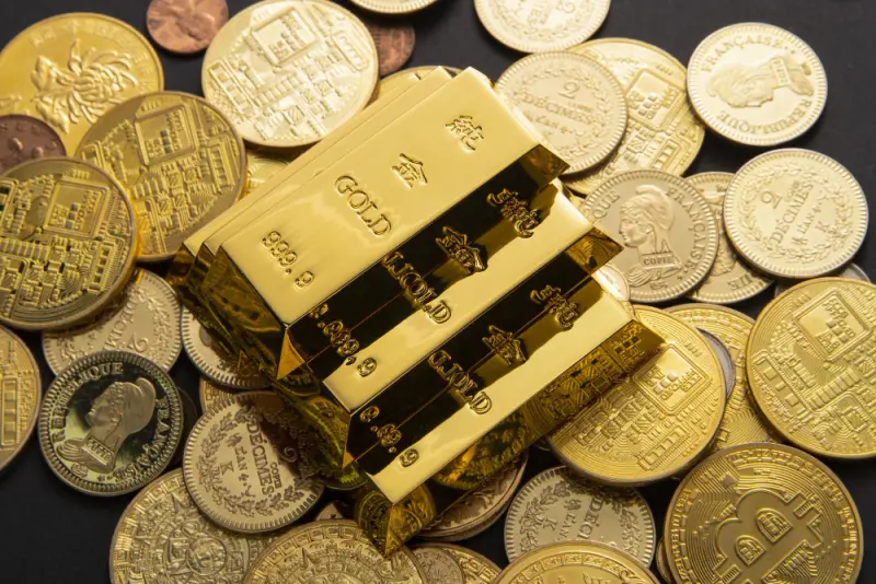 ▲黃金價格也在上週五創下新高價2431.29美元，也因此許多投資人開始想要把資金放在黃金市場。（圖／Freepik圖庫）