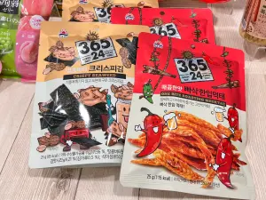 ▲韓國SAJO花生醬脆皮海苔片109元,買2送1平均73元。明太魚辣味條159元,買2送1平均106元。(圖/業者提供) ▲韓國SAJO花生醬脆皮海苔片109元,買2送1平均73元。明太魚辣味條159元,買2送1平均106元。(圖/業者提供)