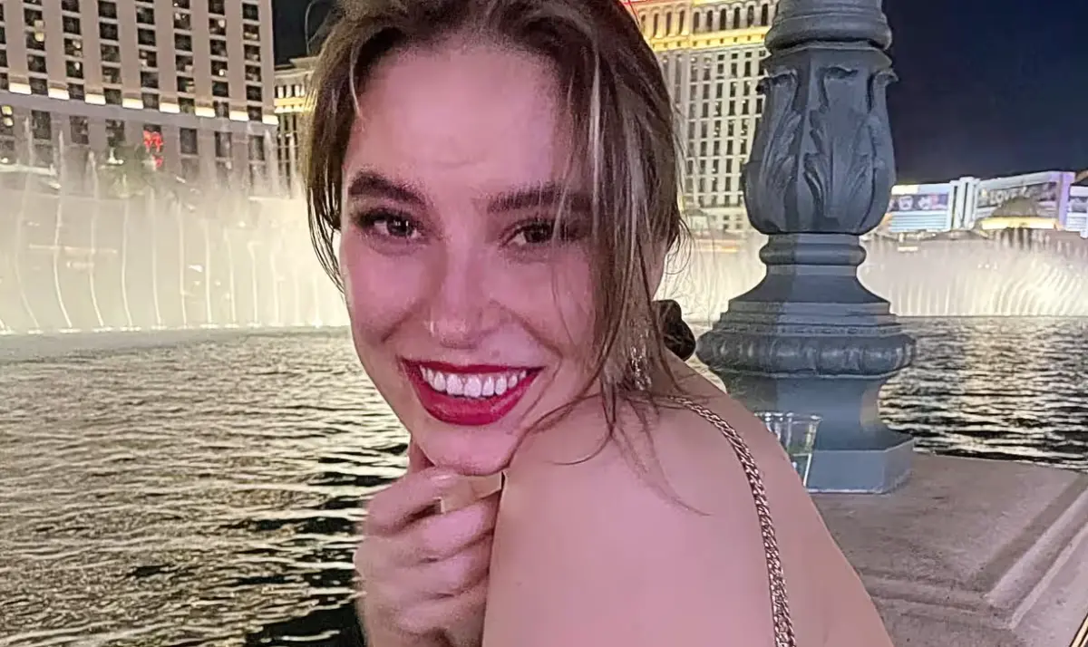 ▲擁有美國與俄羅斯雙重國籍的33歲女子卡瓦娜（Ksenia Khavana），因「捐款51.8美元」給烏克蘭援助團體，遭到俄羅斯當局逮捕，被指控叛國，最高恐面臨20年監禁。（圖／翻攝自X）