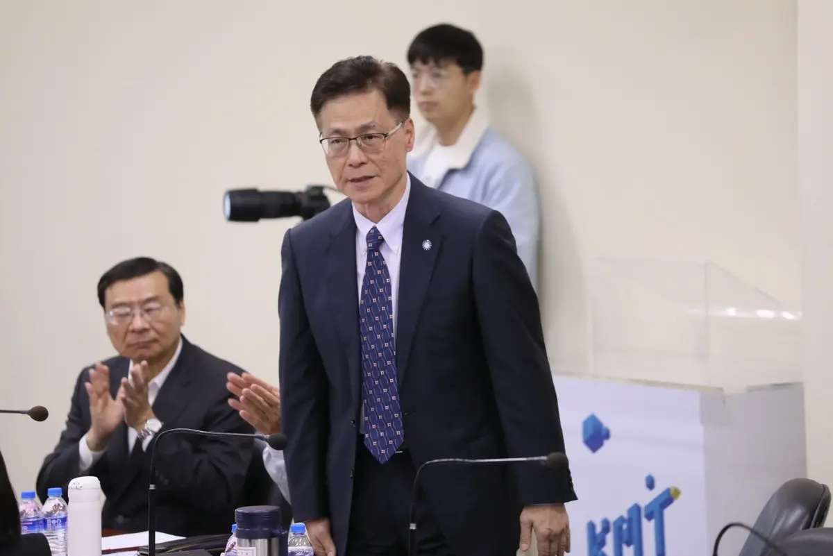 ▲ 秦日新曾陷與日秘書外遇風波遭彈劾。（圖／資料照片）