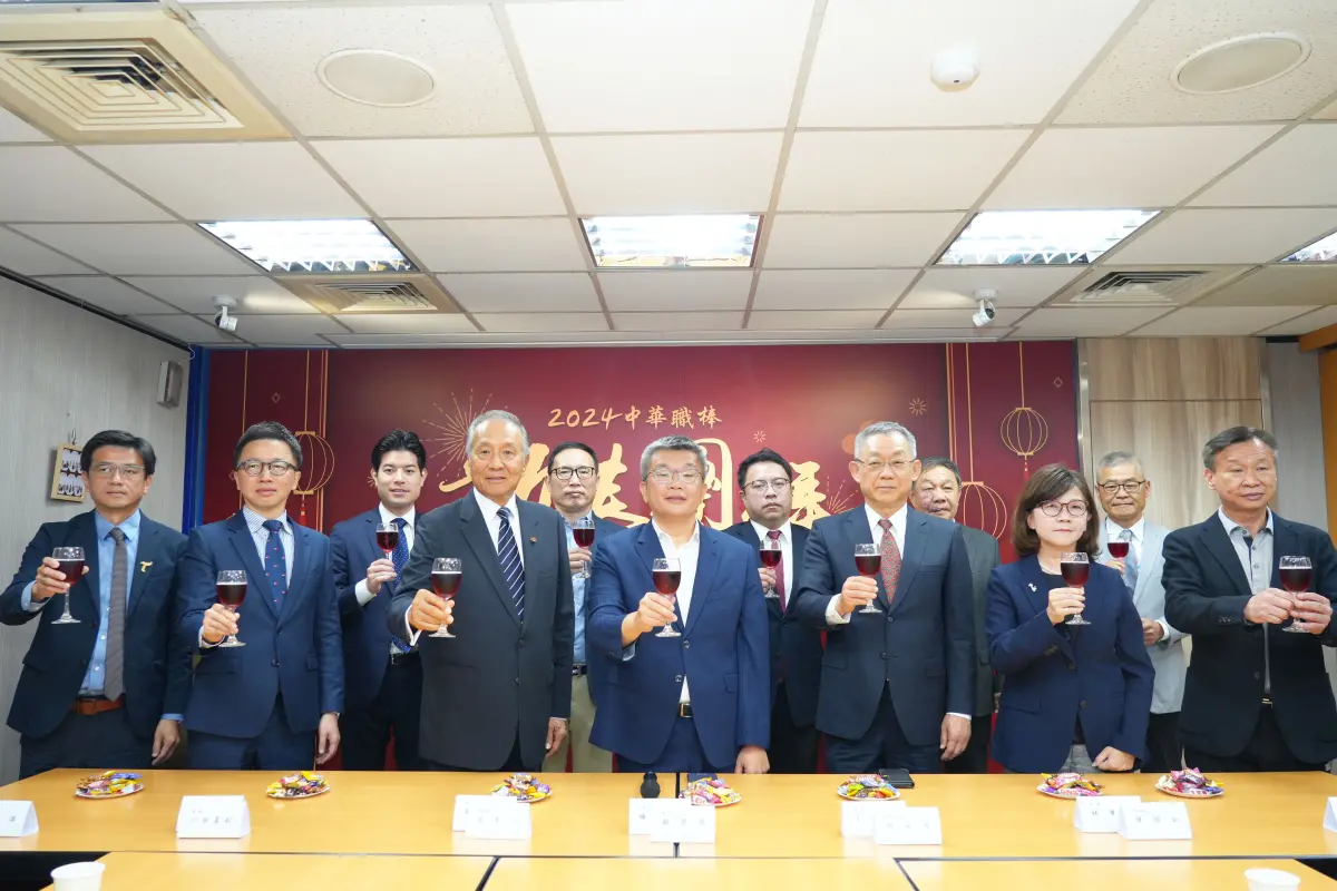 ▲中職新賽季將重回六隊激戰，會長蔡其昌新春團拜喊出三個新希望。（圖／中華職棒大聯盟提供）