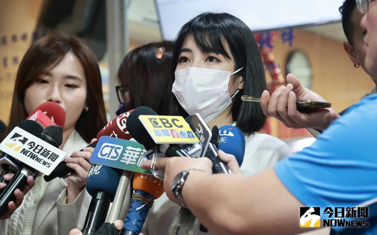 ▲前新竹市政府發言人徐千晴對於要賠償15萬元，她說非常遺憾（圖／記者葉政勳攝，2024.02.21）