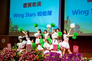 ▲台鋼雄鷹Wing Stars啦啦隊出席台鋼科技大學揭牌儀式。（圖／台鋼雄鷹提供）