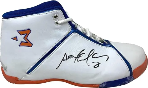 ▲Stephon Marbury賣過自己的設計球鞋,還把他的Logo刺青在頭上。(圖/美聯社/達志影像) ▲Stephon Marbury賣過自己的設計球鞋,還把他的Logo刺青在頭上。(圖/美聯社/達志影像)