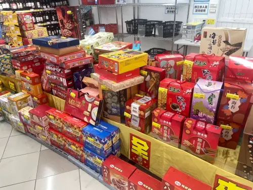 全聯、7-11禮盒跳水等到了！義美蛋捲整盒119元　一堆免200元狂搬
