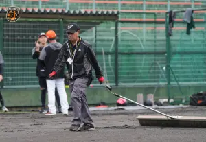 ▲統一獅、韓職韓華鷹補賽前進行球場整理,林子崴將掛帥主投。(圖/統一獅提供) ▲統一獅、韓職韓華鷹補賽前進行球場整理,林子崴將掛帥主投。(圖/統一獅提供)