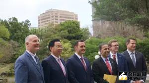 美國聯邦眾議院「美中戰略競爭特別委員會」主席蓋拉格(Mike Gallagher)等5位跨黨派美國議員團抵台,於外交部舉行媒體見面會。 ▲美國聯邦眾議院「美中戰略競爭特別委員會」主席蓋拉格(Mike Gallagher)等5位跨黨派美國議員團抵台,於外交部舉行媒體見面會。(圖/記者呂炯昌攝,2024.02.22)