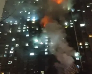 南京火災15死44傷！疑電動車起火釀禍　有人「摸黑爬30層樓」逃命
