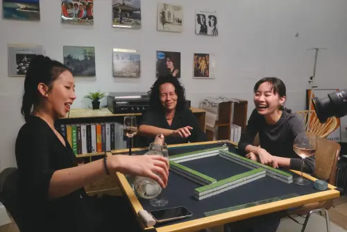 鄭宜農推出自製節目《邊走邊唱的女子》。(圖/邊走邊聽有限公司提供) ▲鄭宜農推出自製節目《邊走邊唱的女子》。(圖/邊走邊聽有限公司提供)