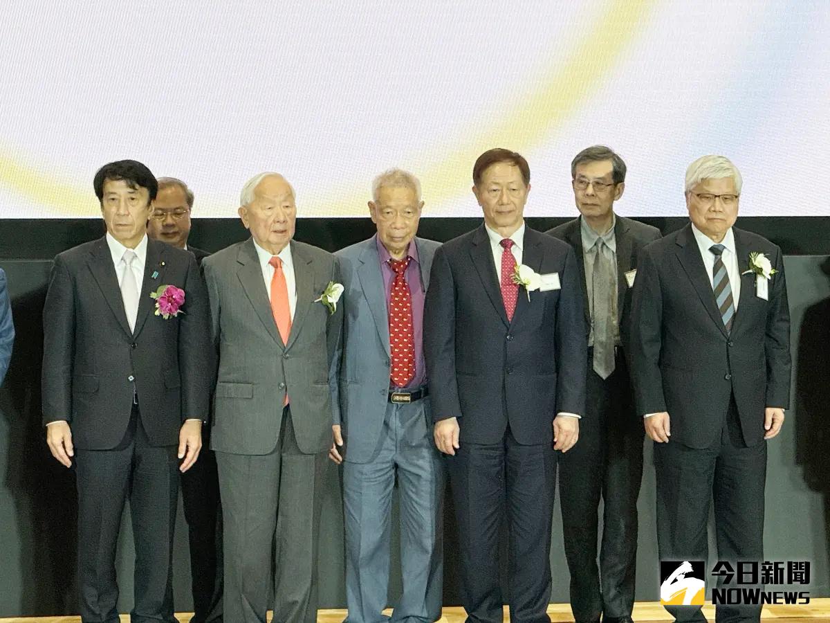 ▲台積電日本熊本廠（JASM）於今（24）日台灣時間下午1點舉行開幕典禮。台積電高層齊聚。（圖／NOWnews）