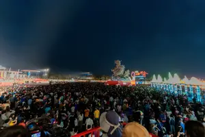 ▲2024台灣燈會展期共16天，規劃安平及高鐵雙展區，截至目為止已吸引超過454萬人次前來參觀。（圖／台南市政府提供）