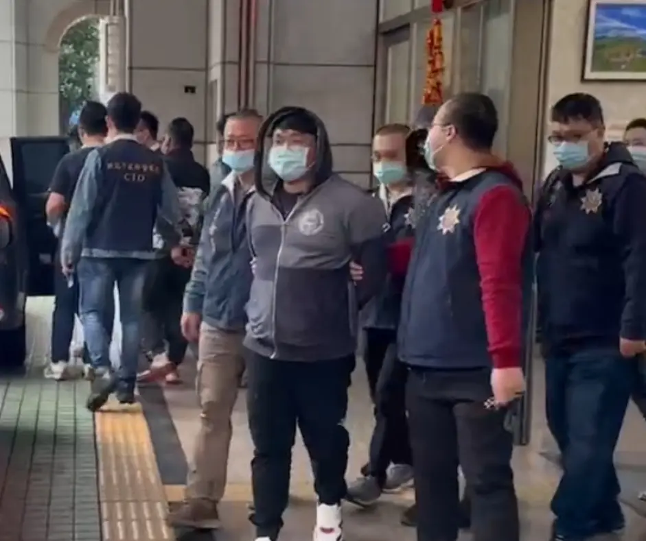 ▲本月22日警方兵方多路逮捕6名犯嫌。（圖／翻攝畫面）