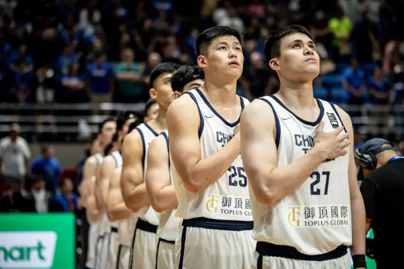 ▲中華男籃對上菲律賓一戰，慘遭對方長人打爆。（圖／取自FIBA官網）