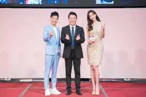▲林志穎(左)、林志玲(右)同台分享育兒經。(圖/Aicom艾力康) ▲林志穎(左)、林志玲(右)同台分享育兒經。(圖/Aicom艾力康)