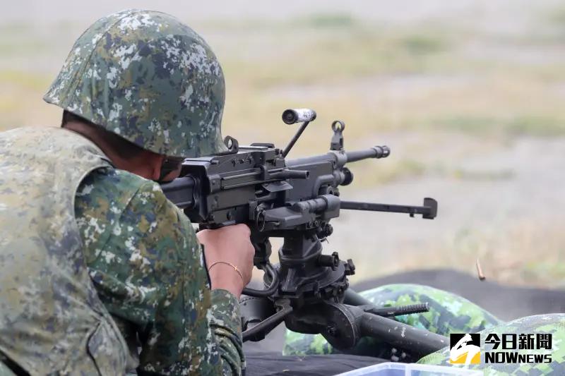 ▲陸軍步兵第109旅一名曹姓役男，日前收假回營區實施安全檢查時，遭幹部查獲疑似攜帶50顆喪屍煙彈，經調查後主動依法送辦，全案現由新竹地檢署偵辦中。（示意圖，非當事畫面／記者莊全成攝）