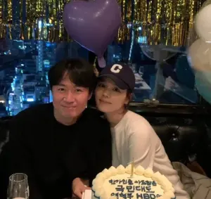 韓佳人(右)與丈夫延政勳(左)結婚近19年,感情依然相當好。(圖/韓佳人IG) ▲韓佳人(右)與丈夫延政勳(左)結婚近19年,感情依然相當好。(圖/韓佳人IG)