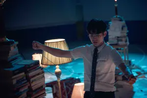 ▲張豐豪第一眼看到周曉涵以為在看電視,直呼「太漂亮」。(圖/絡思本娛樂提供) ▲張豐豪第一眼看到周曉涵以為在看電視,直呼「太漂亮」。(圖/絡思本娛樂提供)