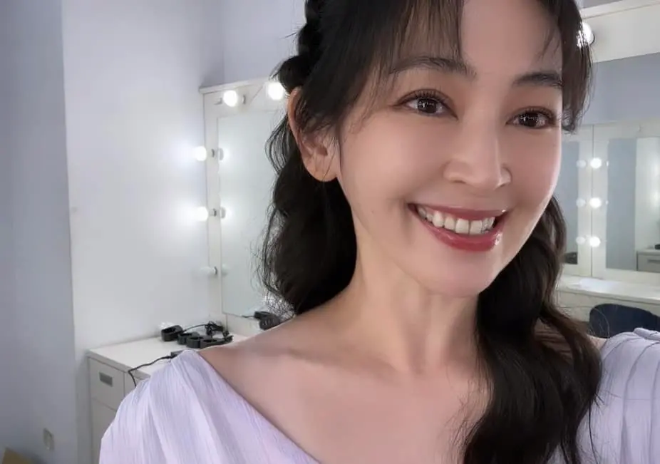 ▲與導演男友陳家俊愛情長跑19年，蔡燦得經紀人證實分手訊息。（圖／蔡燦得臉書）