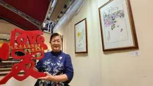 ▲水墨創作慈善義賣展義賣所得將全數捐出幫助弱勢家庭孩子的生活與學業。(圖/記者陳美嘉攝,2024.02.29) ▲水墨創作慈善義賣展義賣所得將全數捐出幫助弱勢家庭孩子的生活與學業。(圖/記者陳美嘉攝,2024.02.29)