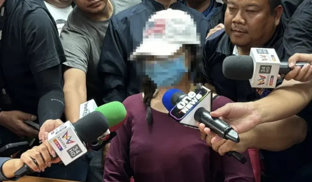 ▲22歲泰國籍女嫌Piyanut Thammarat於27日在柬埔寨被捕後引渡返國，於29日首次出庭。（圖／翻攝自影片）