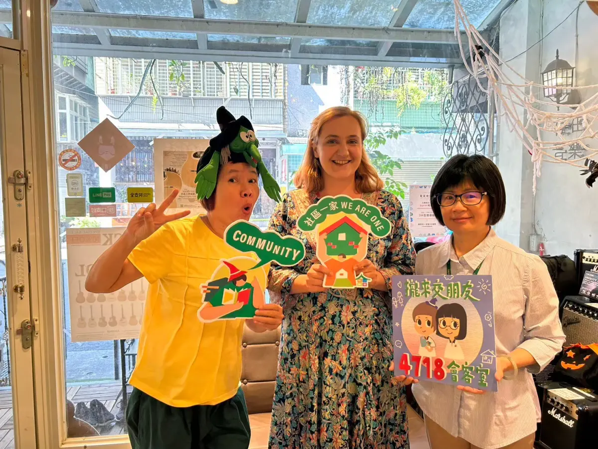 ▲波蘭女孩唐寶玲（中）參與社區一家已連續兩年獲楷模獎。（圖／資料照片）