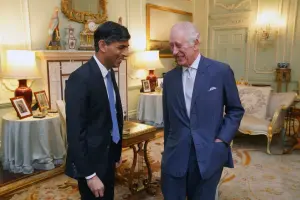 ▲英王查爾斯已在上週恢復部分公務,與英國首相蘇克納會晤。(圖/美聯社/達志影像) ▲英王查爾斯已在上週恢復部分公務,與英國首相蘇克納會晤。(圖/美聯社/達志影像)