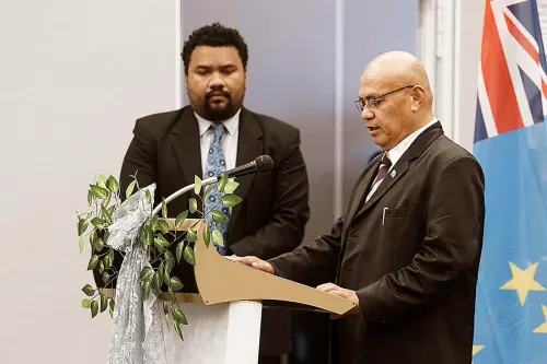 排除斷交！吐瓦魯新任總理就職　外交部政次前往慶賀、會晤
