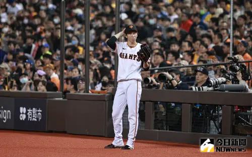 ▲讀賣巨人先發投手戶鄉翔征。(圖/記者葉政勳攝 , 2024.03.02) ▲讀賣巨人先發投手戶鄉翔征。(圖/記者葉政勳攝 , 2024.03.02)