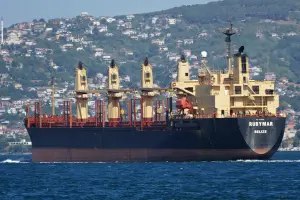 紅海危機以來首見！英國貨輪被擊沉　4萬噸化肥入海恐釀環境災難
