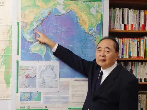 郭鎧紋指出,對東京都來說,真正要留意的,反而是千葉外海較深層的「快地震」,以及附近的神奈川縣板塊活動所造成的地震。(圖/郭鎧紋提供) ▲郭鎧紋指出,對東京都來說,真正要留意的,反而是千葉外海較深層的「快地震」,以及附近的神奈川縣板塊活動所造成的地震。(圖/郭鎧紋提供)