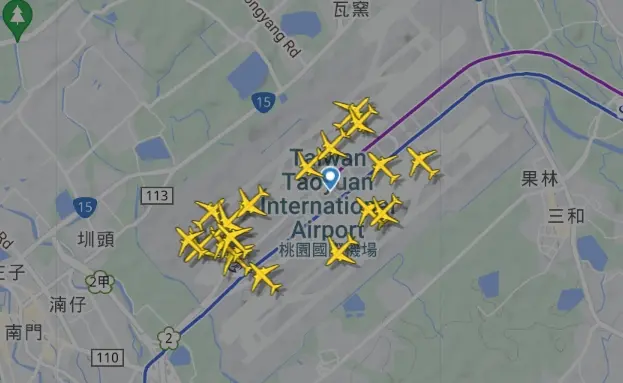 ▲桃園機場南跑道歲修封閉3天，出現大塞機。（圖／翻攝自flightradar24）