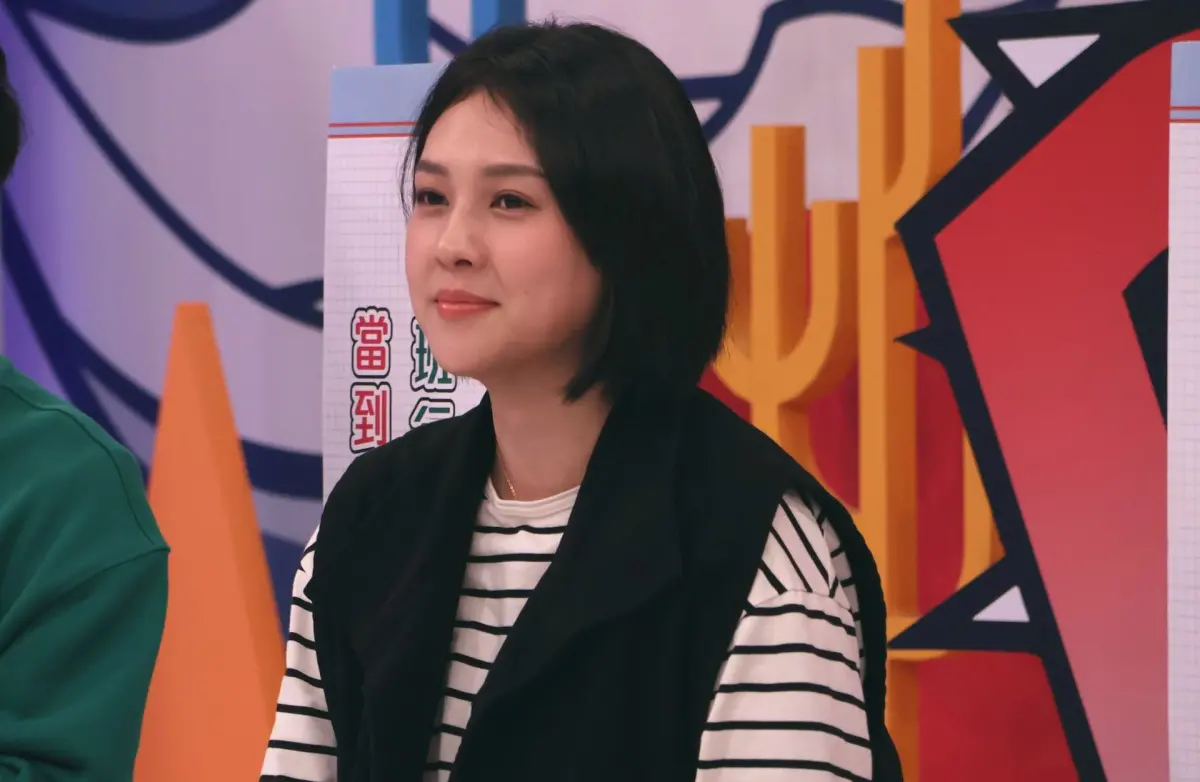 ▲朱芯儀在節目中分享自己不為人知的過去，表示自己曾遭受學長姐的言語性擾擾而不自知，自責過去的自己不懂得反擊。（圖／中天提供）