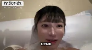 ▲蔡阿嘎的員工黛西錄下洗泰國浴的過程。（圖／大頭佛工作室YouTube）