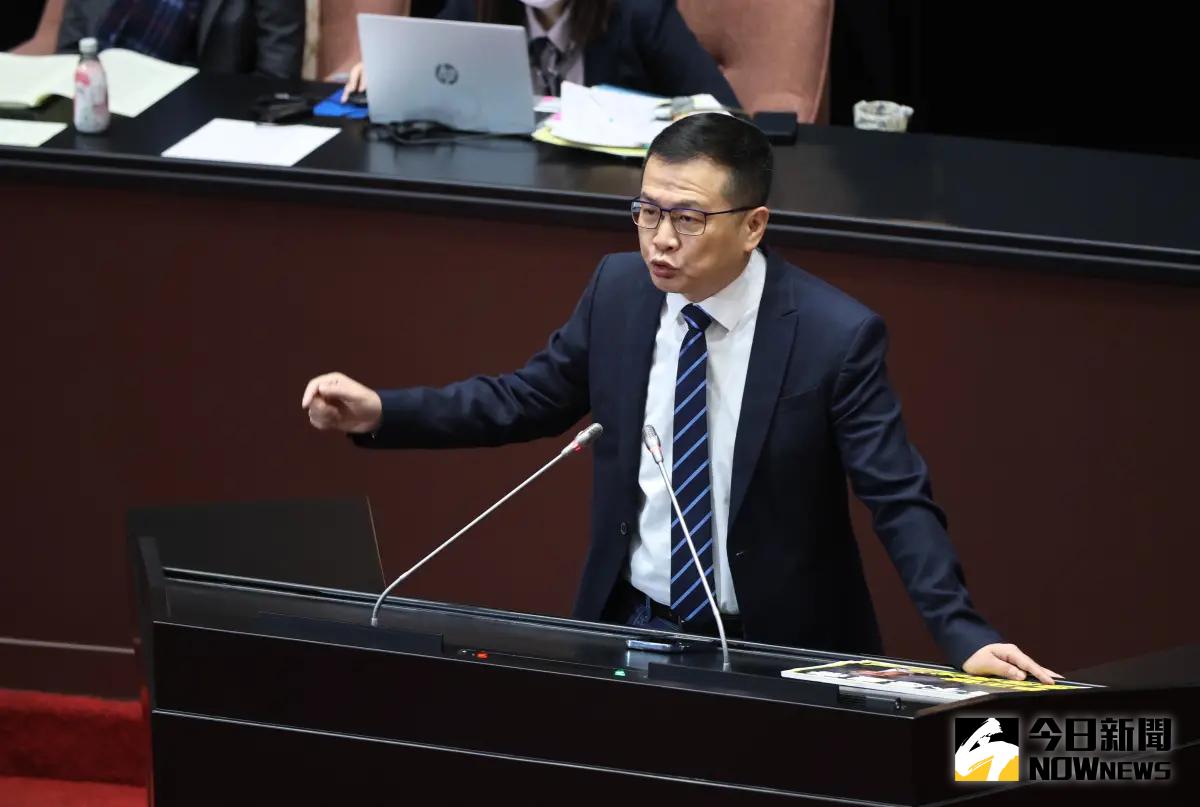 ▲ 國民黨立委羅智強稱，要修法對未滿18歲者施虐判死刑。（圖／陳明中攝，資料照）