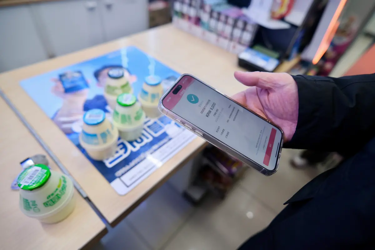 ▲即日起至四月底前去韓國玩，只要使用「TWQR」進行購物，除聰明省錢之外還可獲得最高15%現金回饋！（圖／品牌提供）