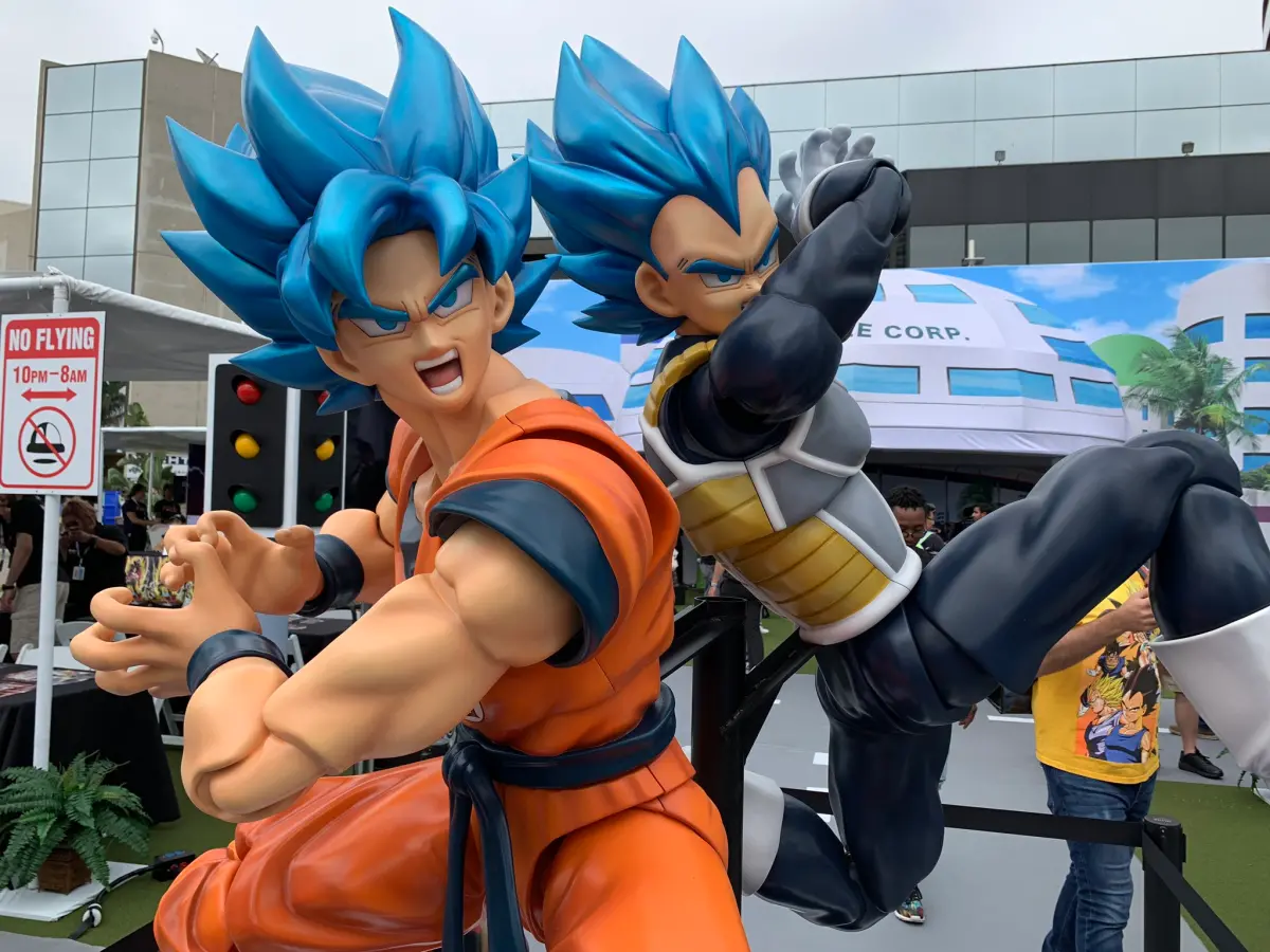 ▲萬代南夢宮集團2019年舉辦之「七龍珠世界之旅」，在美國聖地牙哥集結 786 名《七龍珠》粉絲一起發功「龜派氣功」，獲金氏世界紀錄認證。（圖／翻攝美國萬代南宮X）