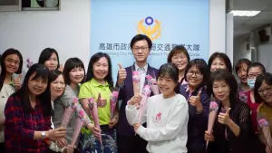 高市交大歡慶婦女節 黃元民:女警肩負壓力絕不亞於男性