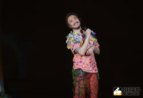 鄭中基生日於台北小巨蛋開唱。(圖/記者陳明中攝) ▲鄭中基生日於台北小巨蛋開唱。(圖/記者陳明中攝)