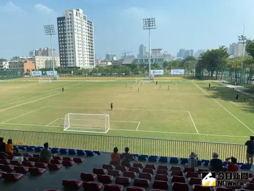 ▲中華男足主場對決吉爾吉斯之戰，改至高雄市立楠梓足球場舉行。(圖/記者路皓惟攝)