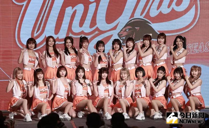 ▲統一獅舉辦新球季發表會,公布所屬啦啦隊Unigirls的新服裝、職務和成員。(圖/記者葉政勳攝)