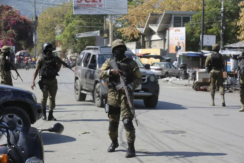 ▲海地局勢惡化，幫派暴力猖獗，讓軍警系統幾乎癱瘓。（圖／美聯社／達志影像）