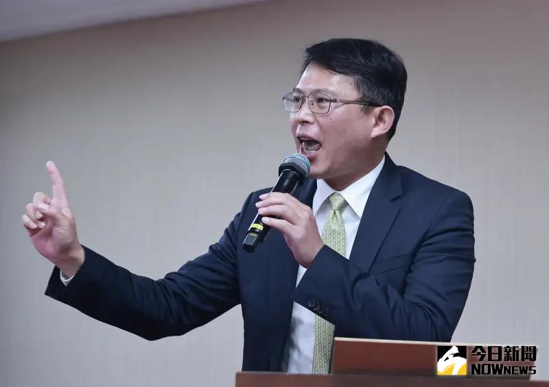▲黃國昌退出時力,2023年加入民眾黨,現為立院黨團總召。(圖/記者葉政勳攝)