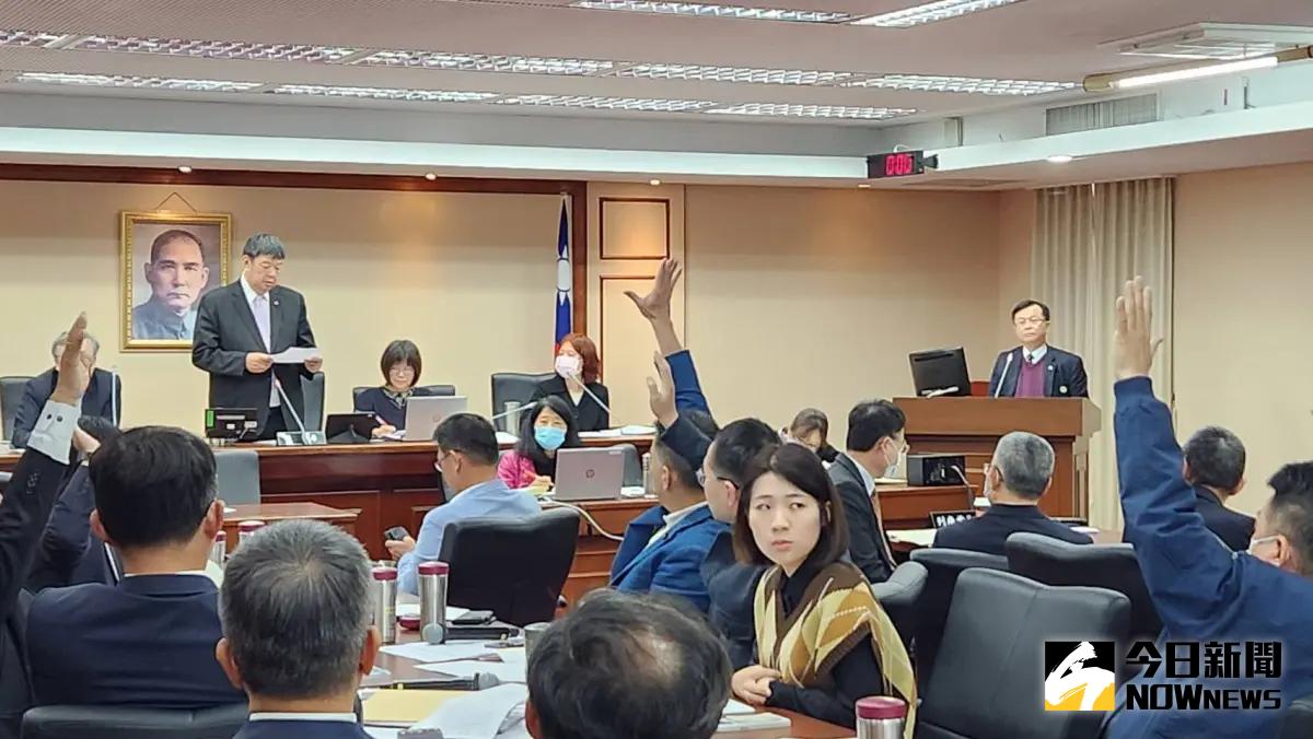 ▲立法院交通委員會今（11）日通過7個臨時提案，其中有一項「譴責案」、批評NCC主委陳耀祥藐視國會。（圖／記者李琦瑋攝，2024.03.11）