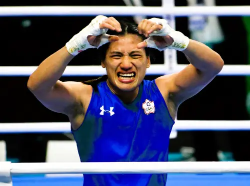 巴黎拳擊／台灣又有獎牌啦！抗癌鬥士陳念琴完勝晉四強、保底銅牌
