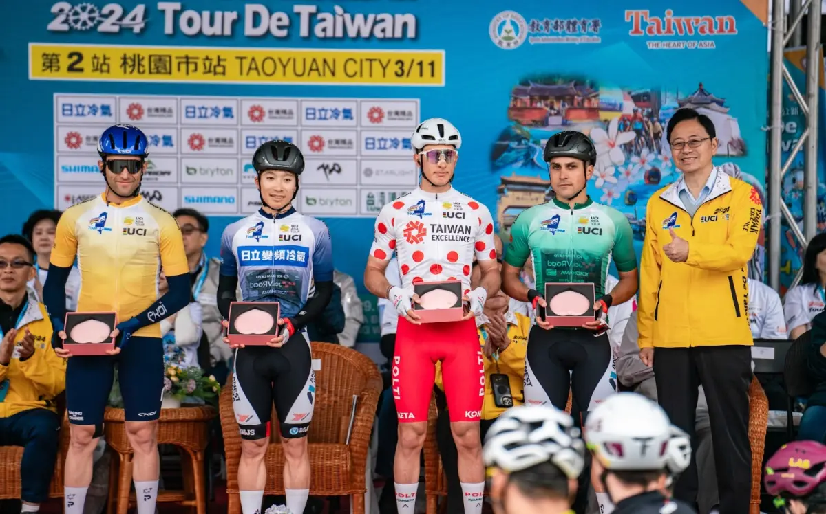 ▲2024國際自由車環台賽自3月10日至14日、一連5天展開激烈競輪，環台賽一共設置4種顏色的領騎衫，分別是黃衫、紅點衫、綠衫和藍衫。（圖／自由車協會提供）
