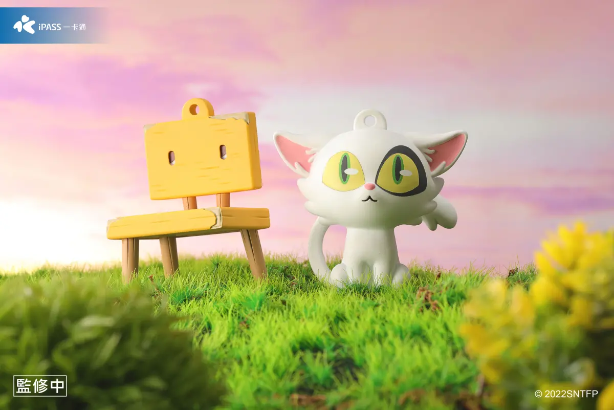 ▲《鈴芽之旅》推公仔造型一卡通 超大「大臣」出沒一卡通十週年展。（圖／品牌提供）