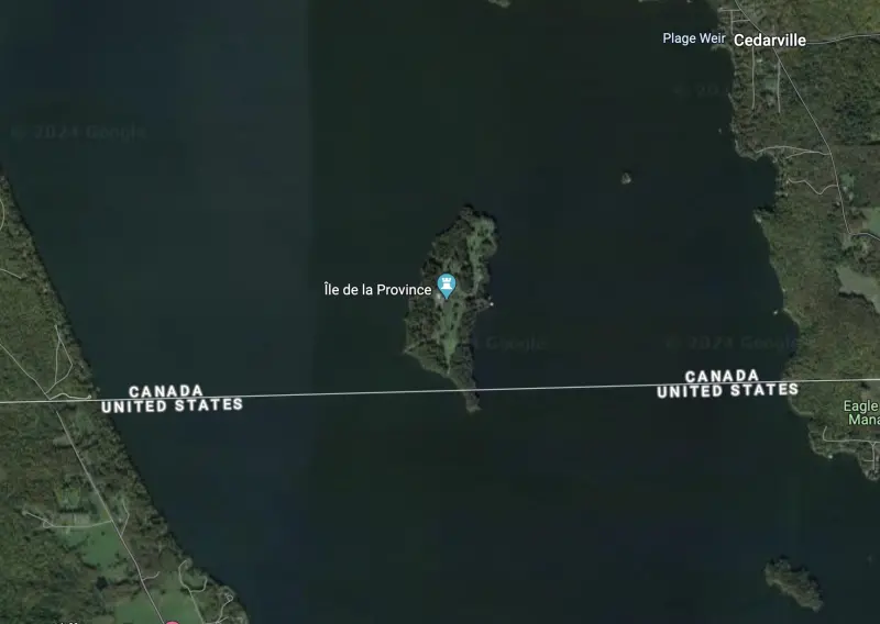 ▲普羅文斯島位於美國與加拿大的邊界，島嶼外型與台灣幾乎一模一樣。（圖／翻攝自Google Maps）